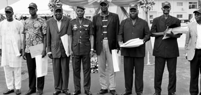 Souvenirs 2014 : l’Armée de l’Air honore 122 militaires admis à la retraite