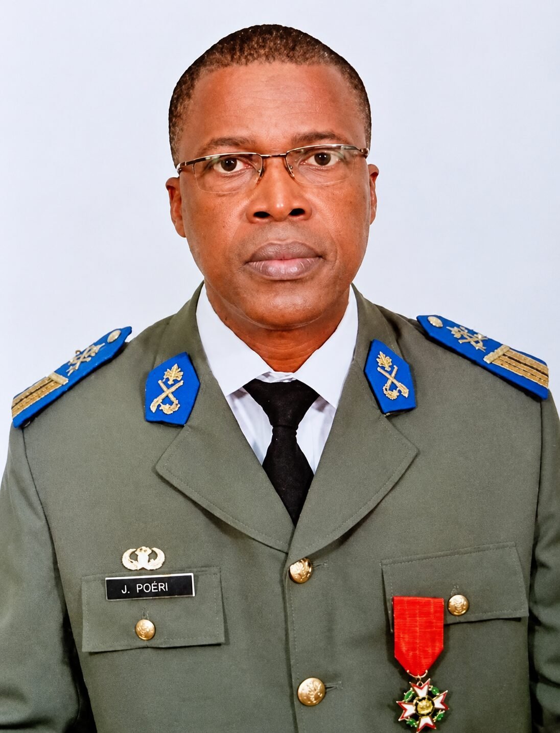 Décès de l&rsquo;ex-Colonel POÉRI Julien : hommage à un officier des FACI