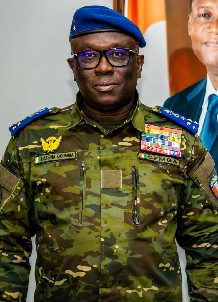 Le Sous-Lieutenant Lassina Doumbia s’adresse à sa promotion « Gbon Coulibaly »